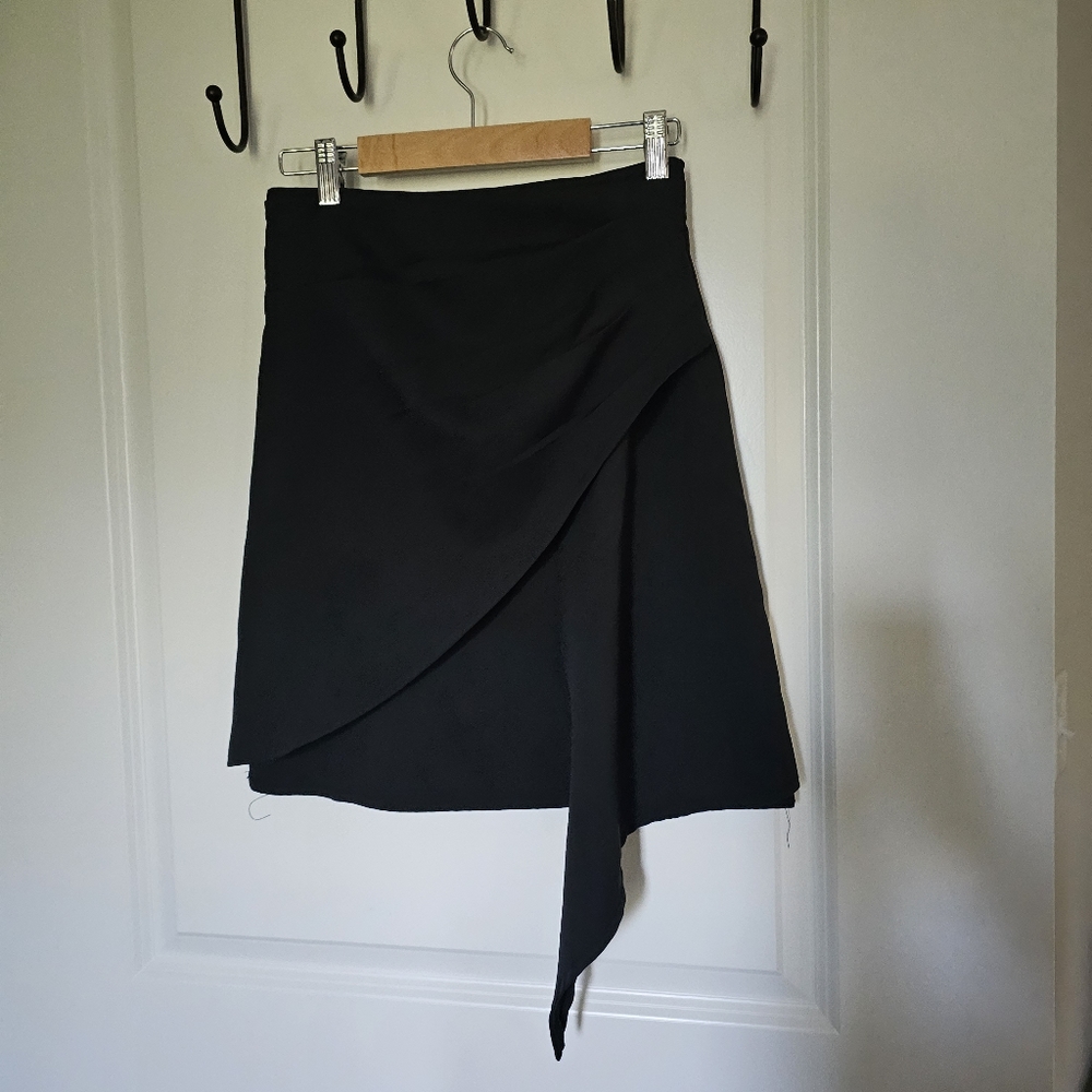 Enya size S assymetrical skirt